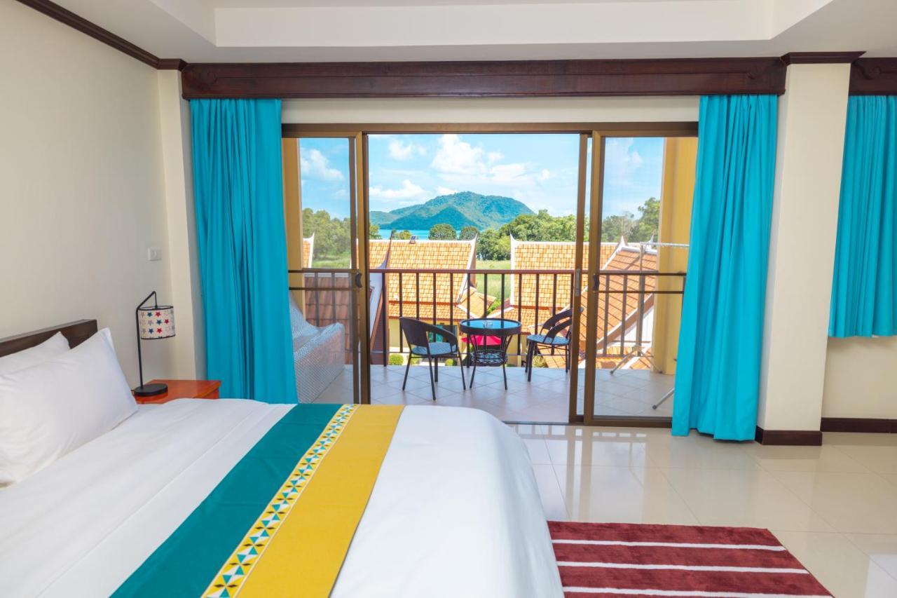Phuket Kana International Hotel普吉岛卡娜国际酒店 Rawai Luaran gambar