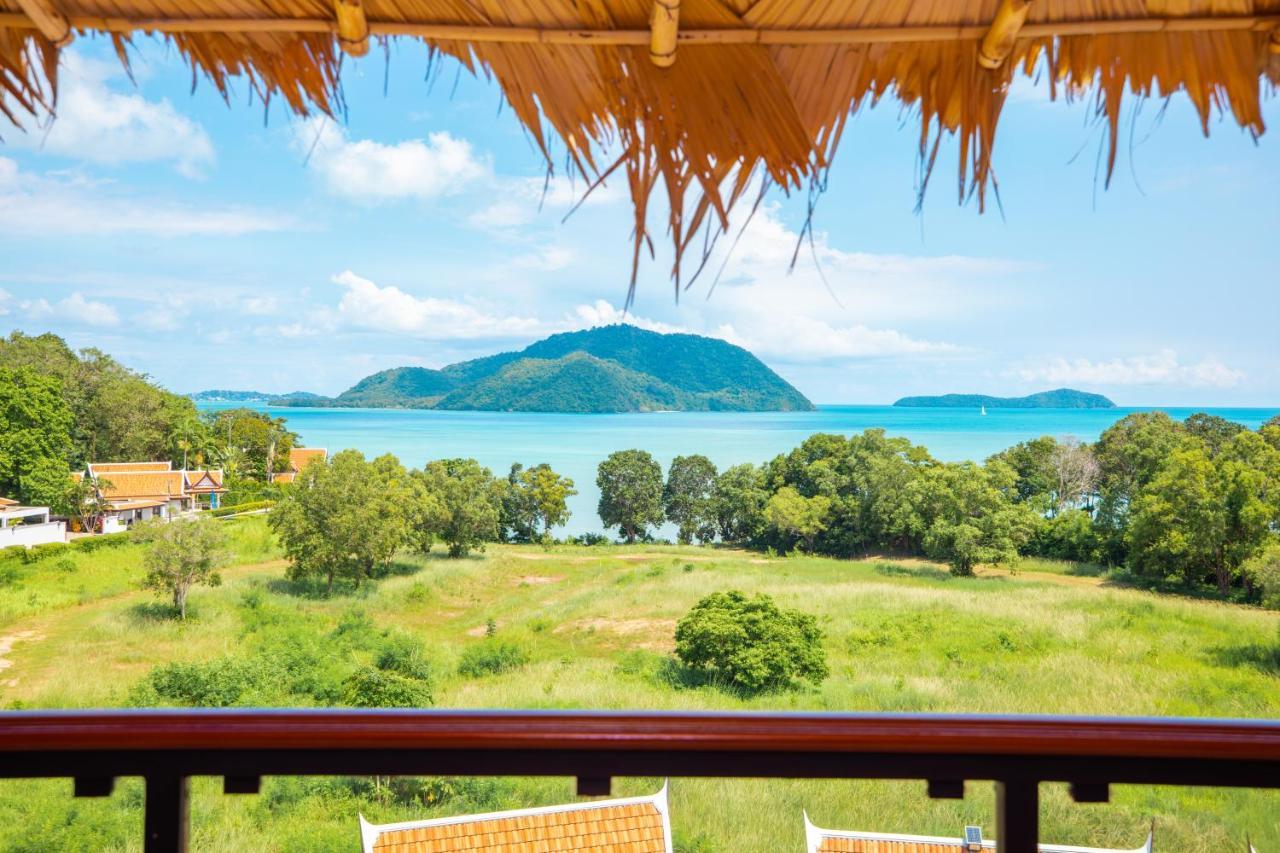 Phuket Kana International Hotel普吉岛卡娜国际酒店 Rawai Luaran gambar