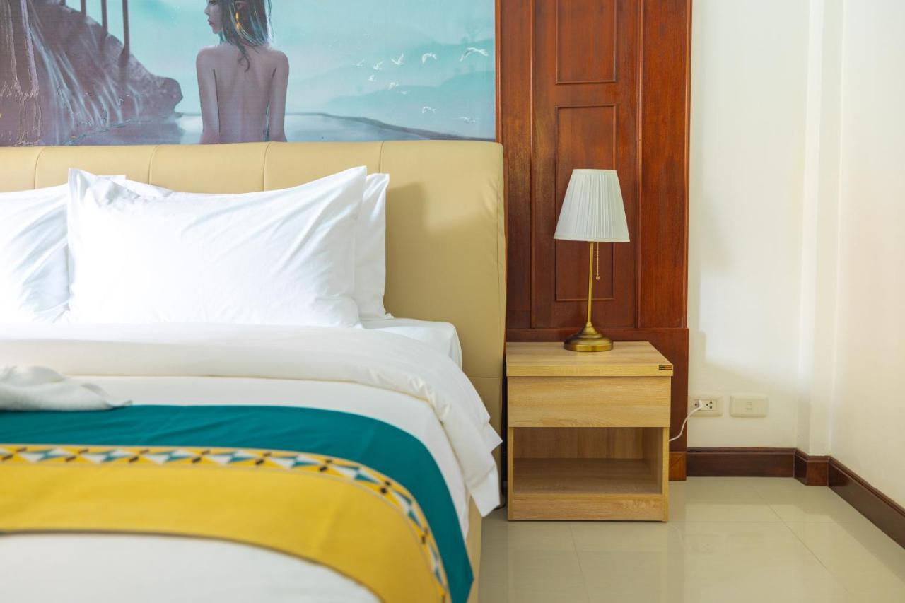 Phuket Kana International Hotel普吉岛卡娜国际酒店 Rawai Luaran gambar